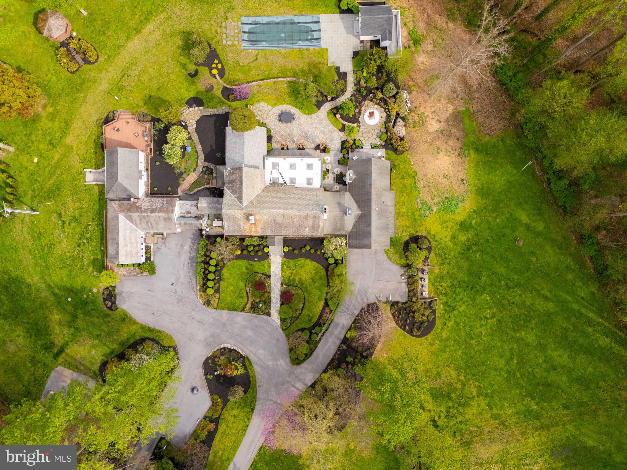 GREENSPRING VALLEY - Residential