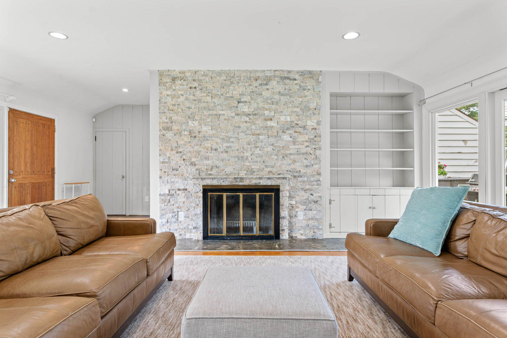 1162 DEWITT ROAD