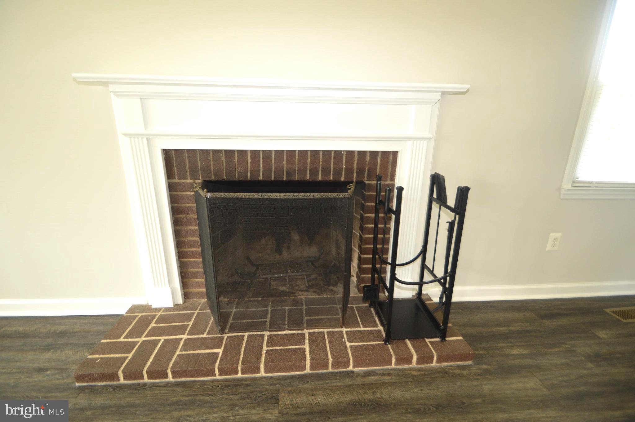 GREENBRIAR - Residential Lease