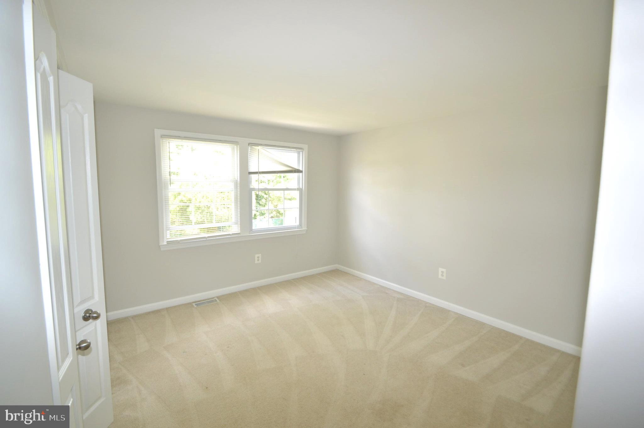 GREENBRIAR - Residential Lease