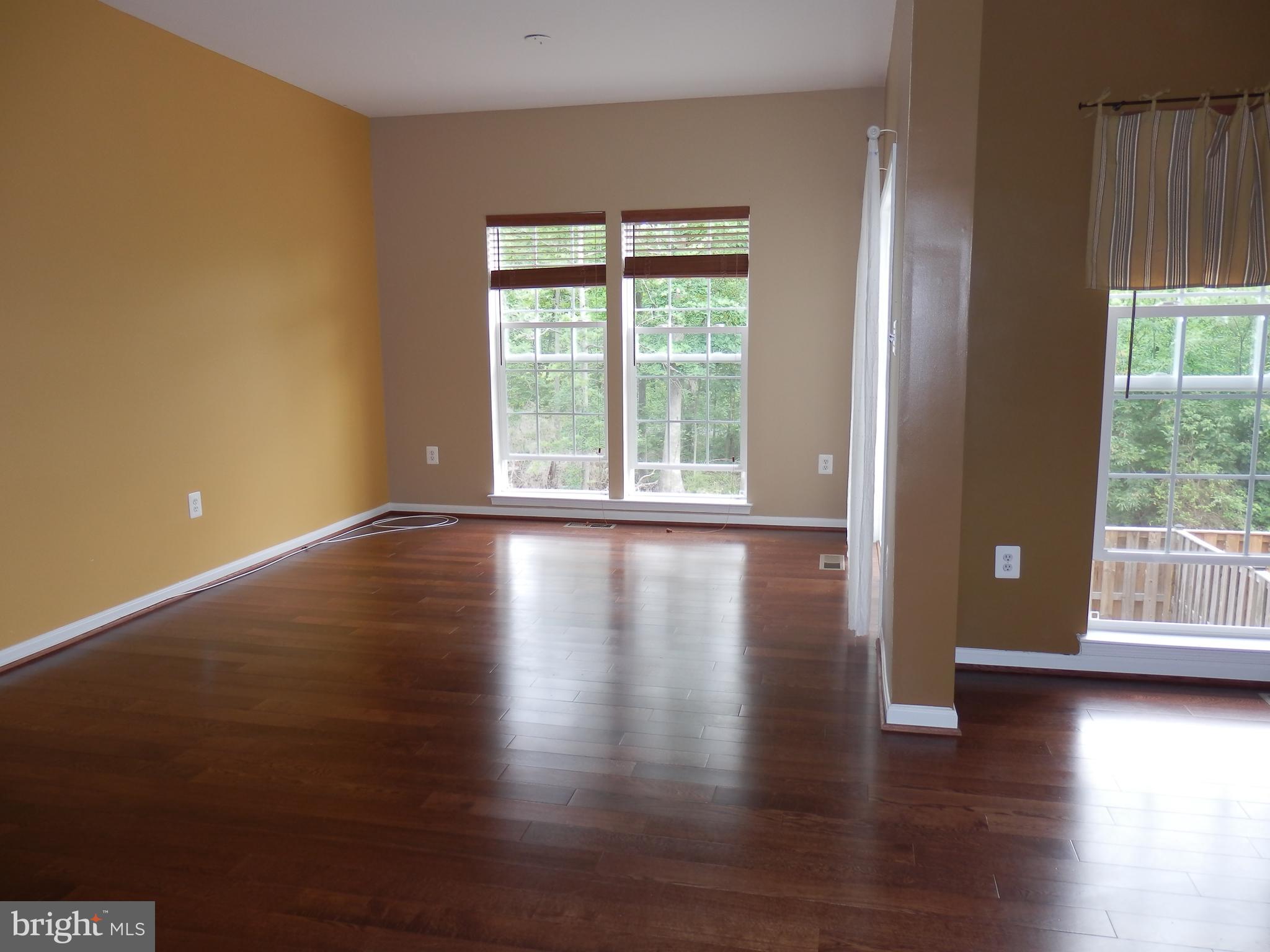 AMBERLEIGH - Residential Lease