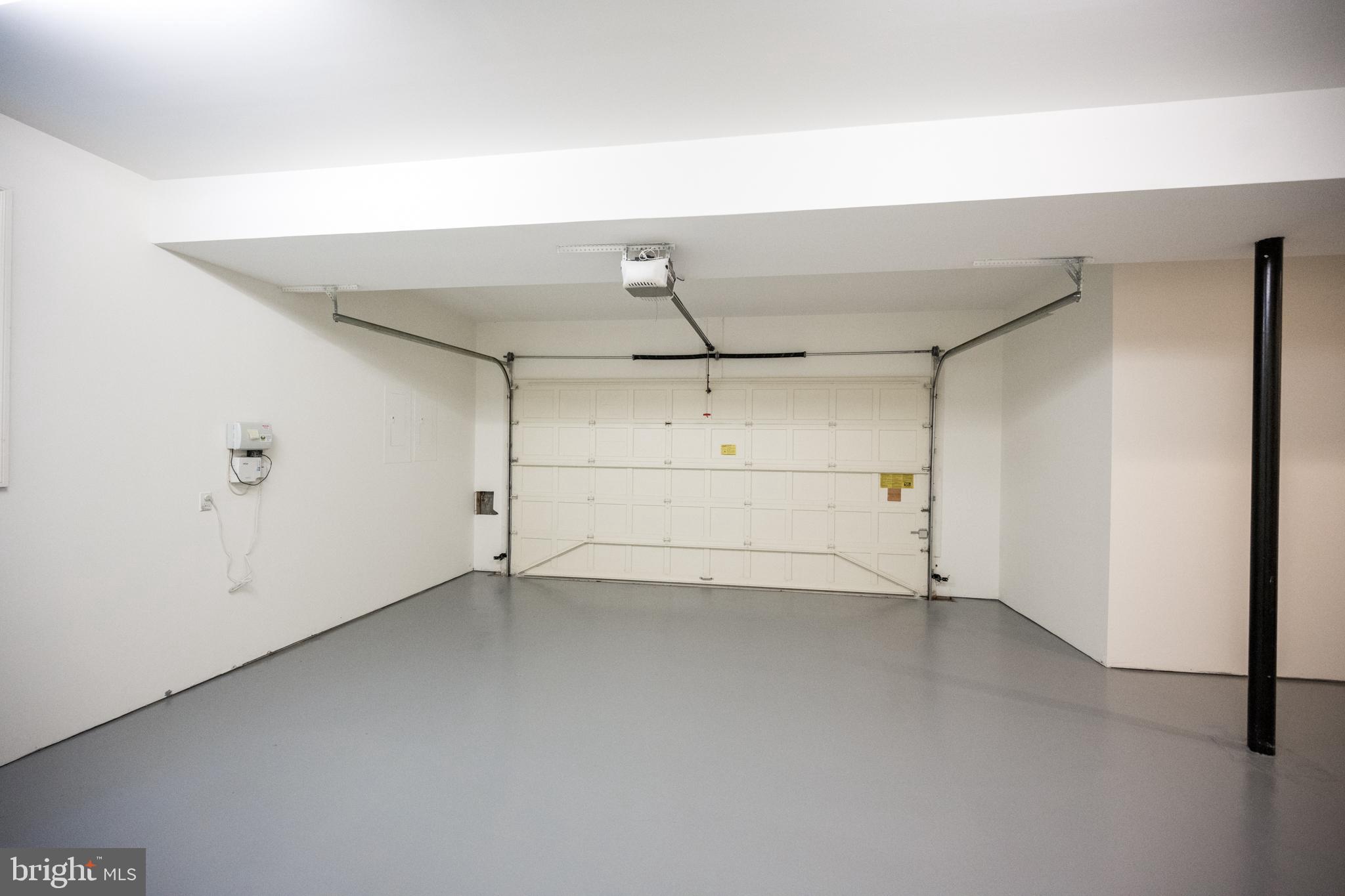 MAYWOOD - Residential