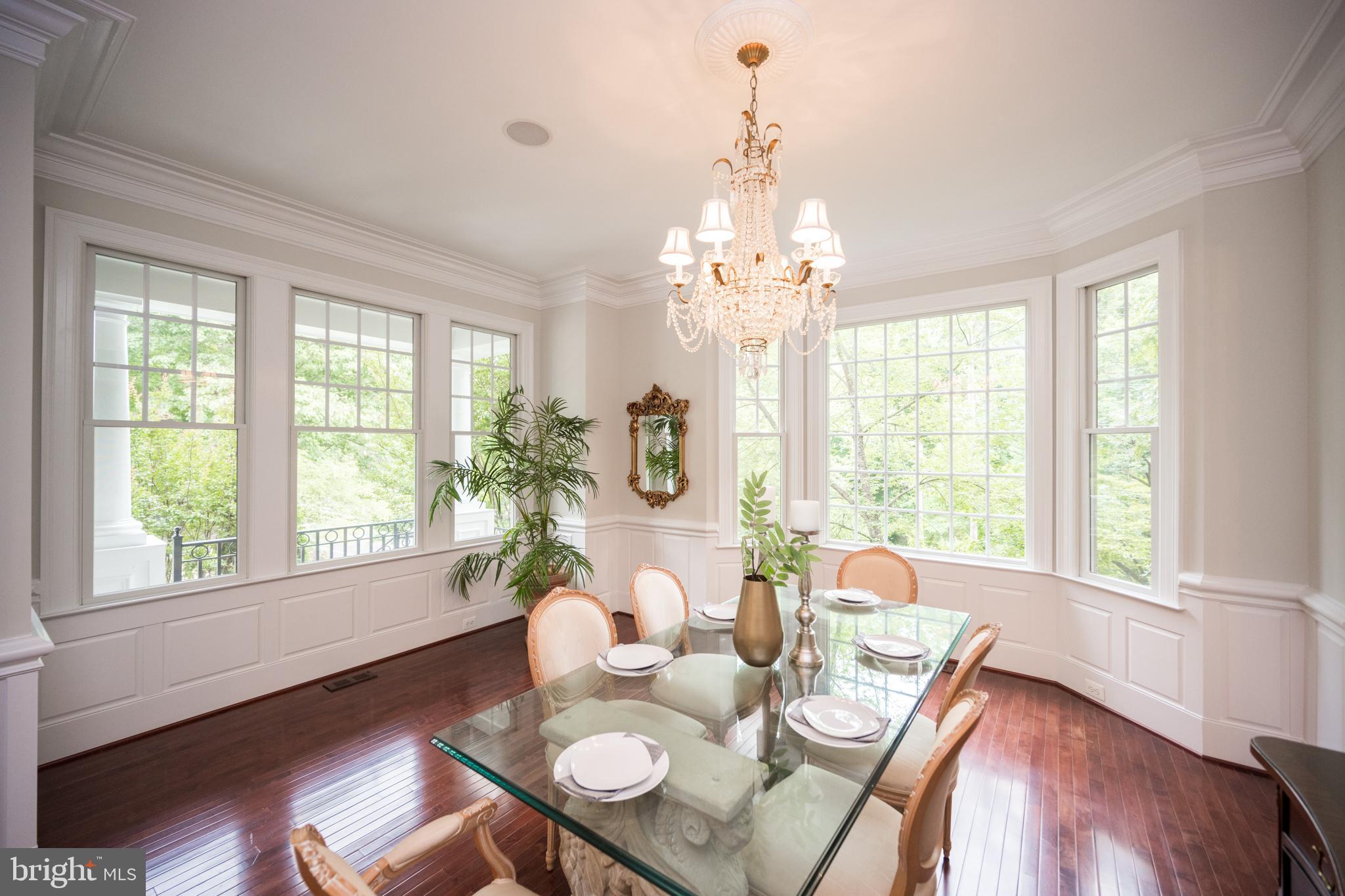 MAYWOOD - Residential