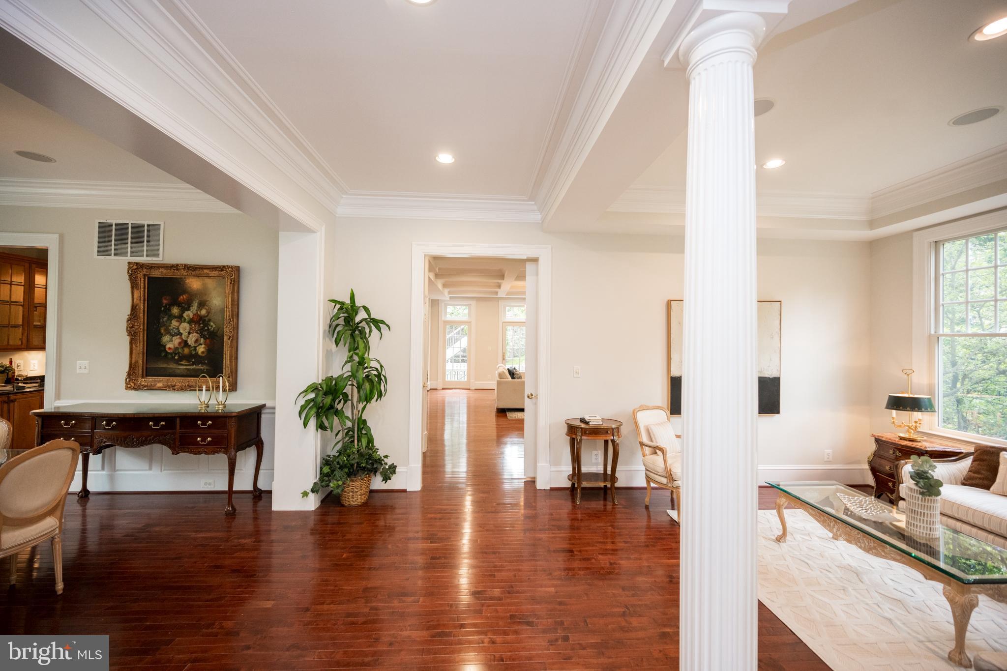 MAYWOOD - Residential