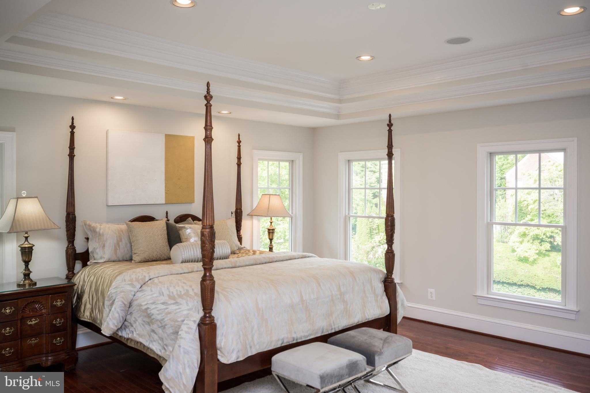 MAYWOOD - Residential