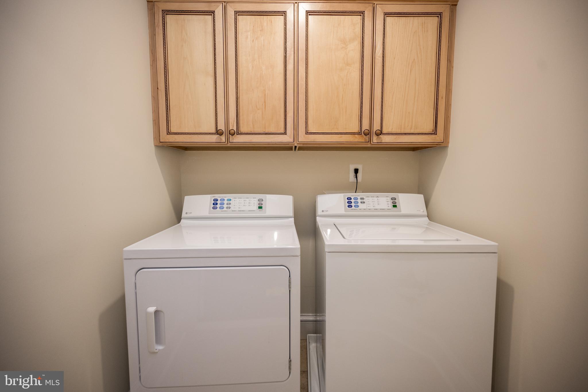 MAYWOOD - Residential