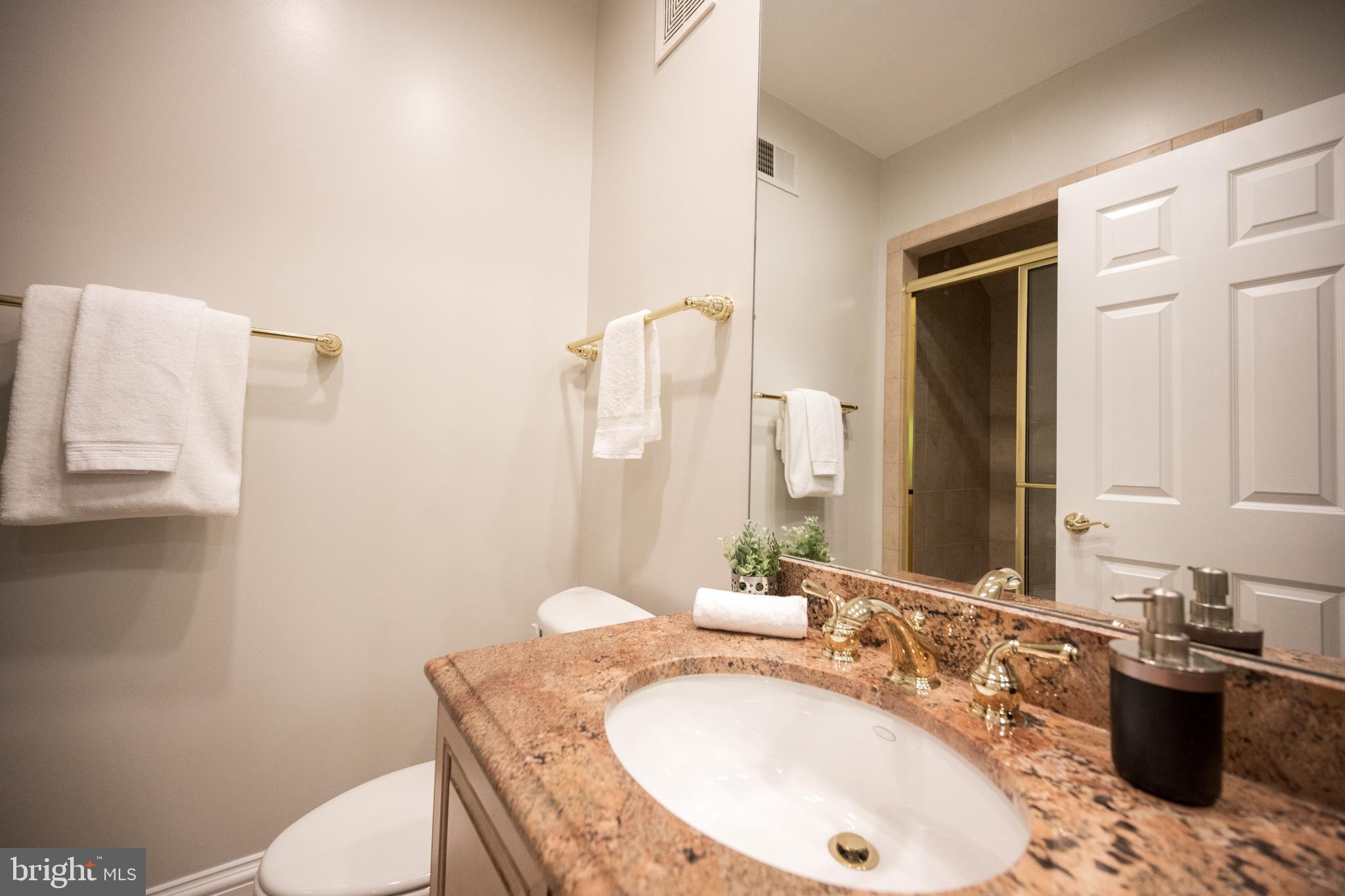 MAYWOOD - Residential