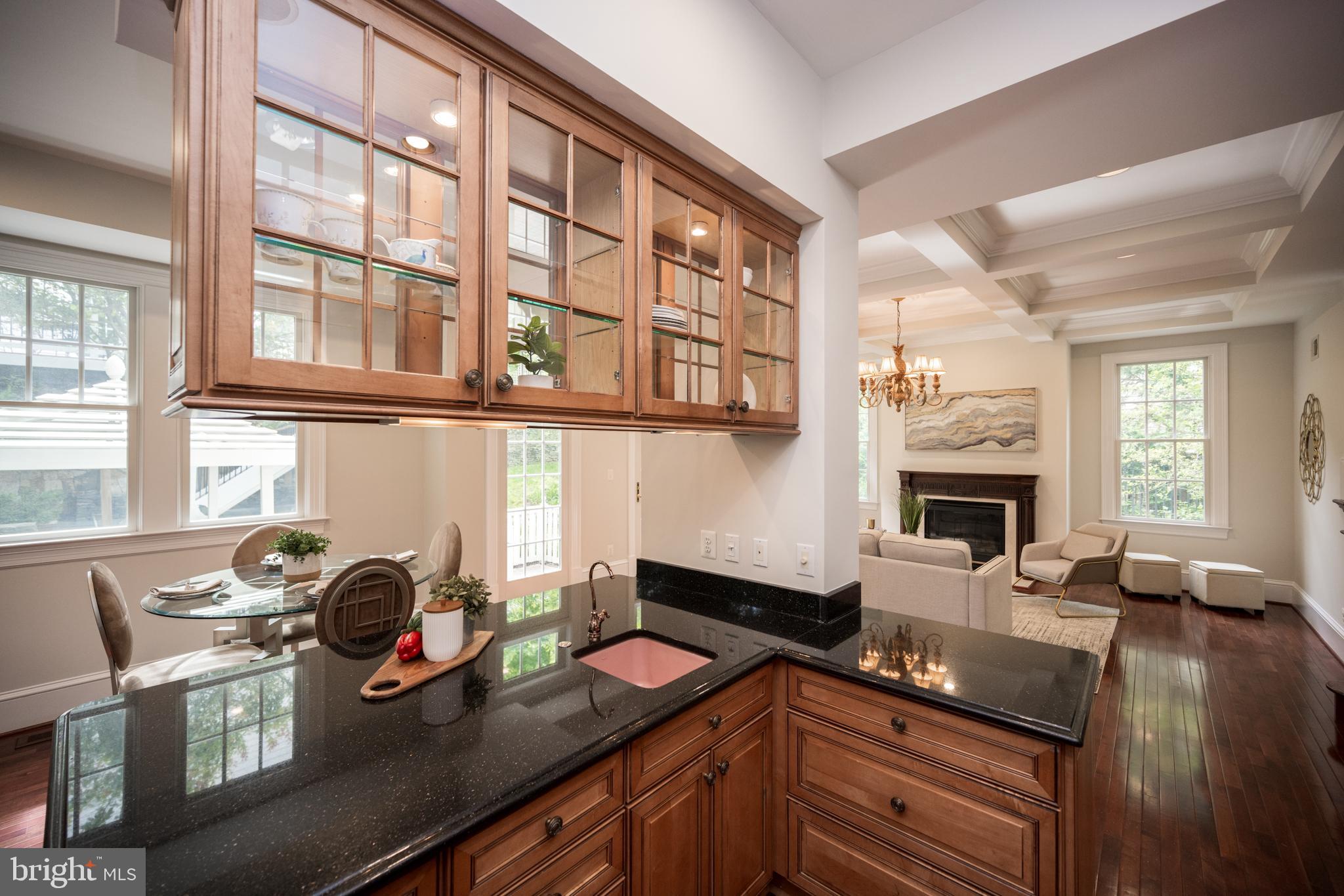 MAYWOOD - Residential