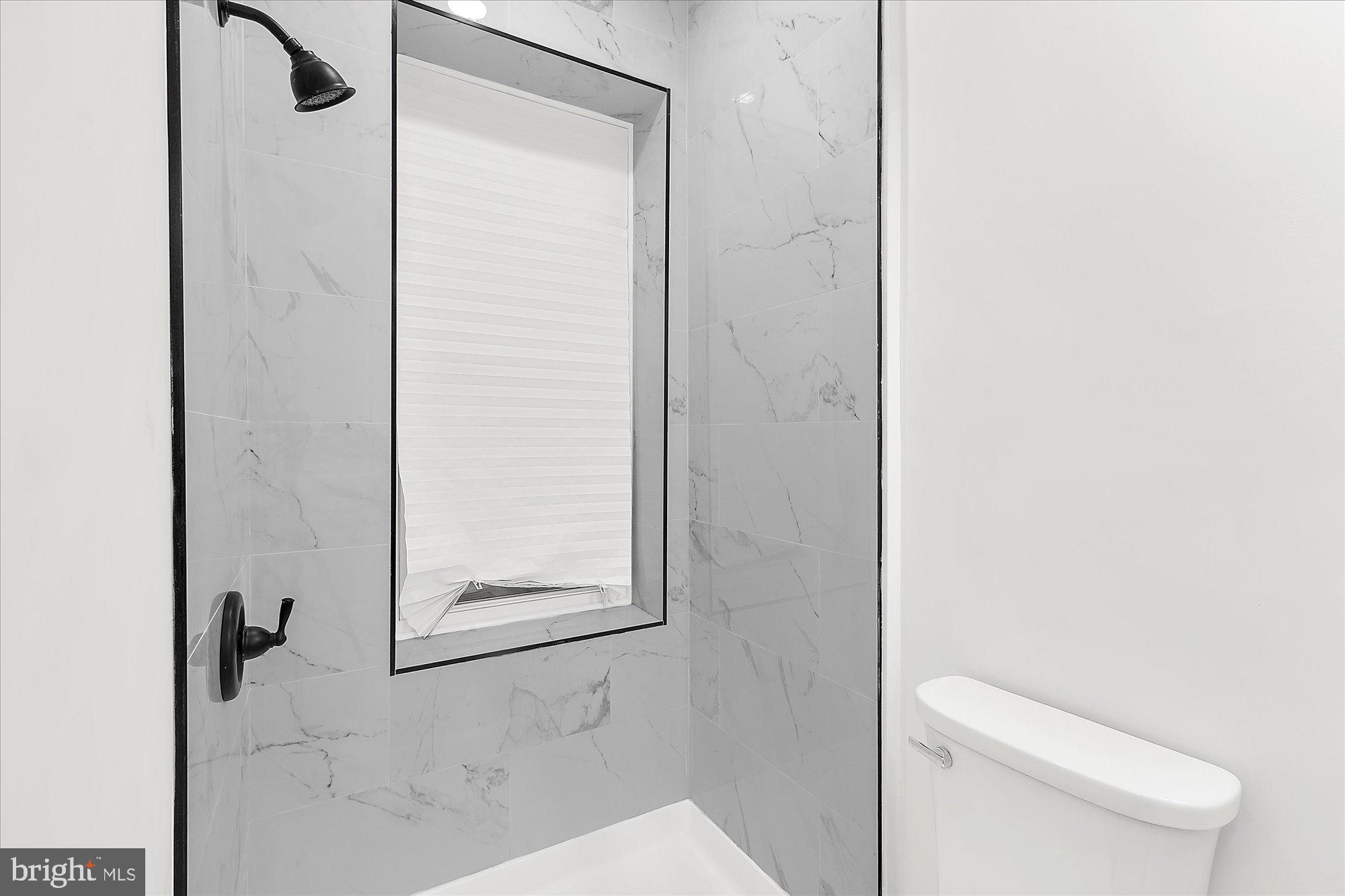 ELMWOOD PARK - Residential