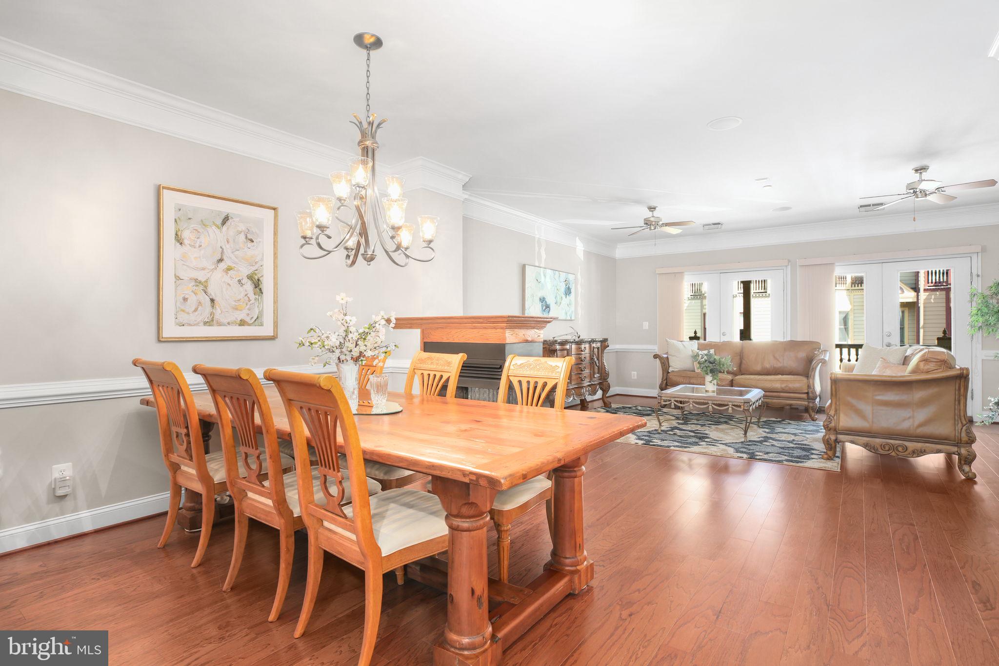 GASLIGHT LANDING - Residential