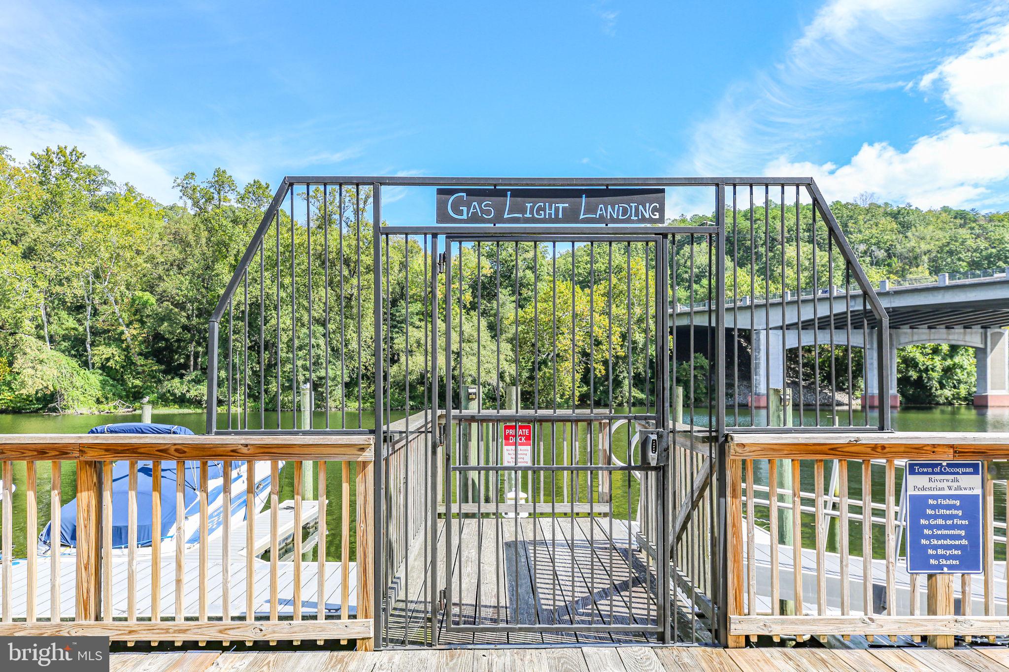 GASLIGHT LANDING - Residential