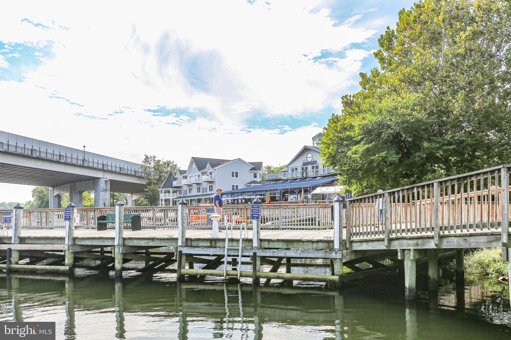 GASLIGHT LANDING - Residential