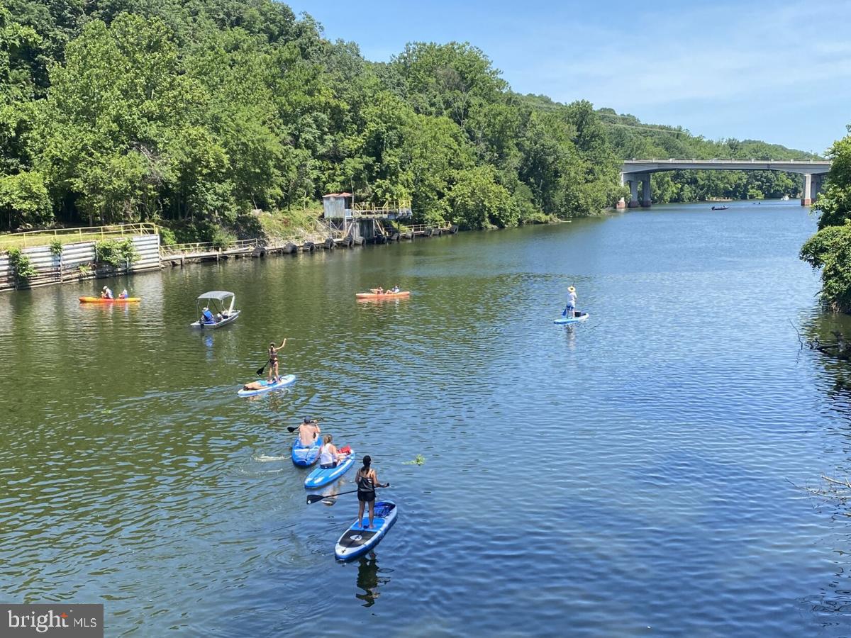 GASLIGHT LANDING - Residential