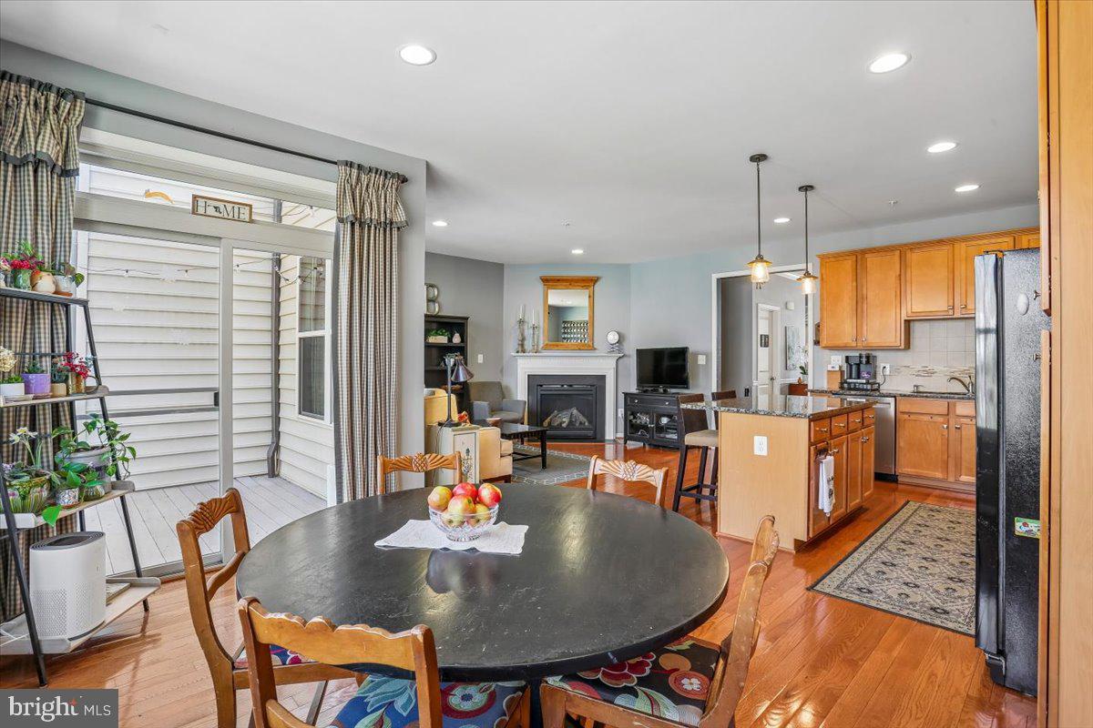 HALLMAN GROVE - Residential