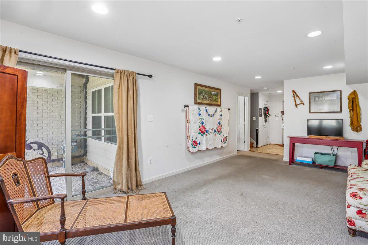 HALLMAN GROVE - Residential