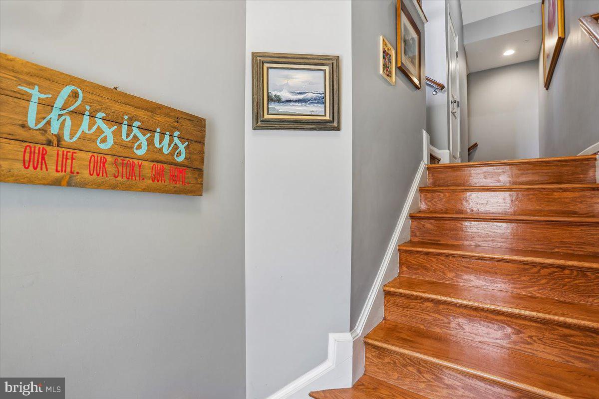 HALLMAN GROVE - Residential