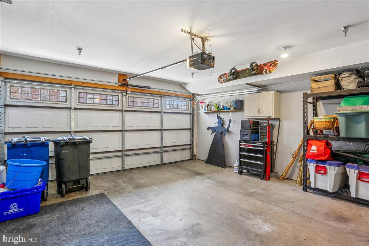 HALLMAN GROVE - Residential