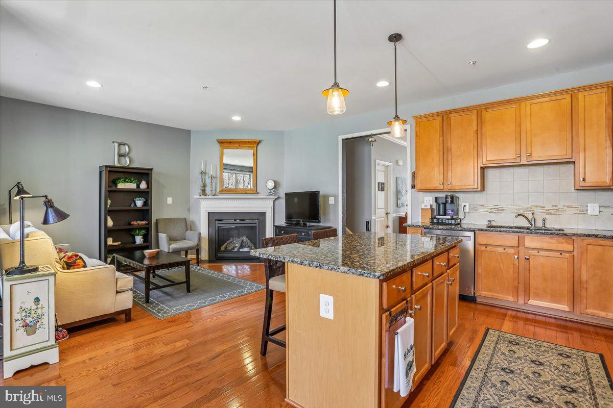 HALLMAN GROVE - Residential