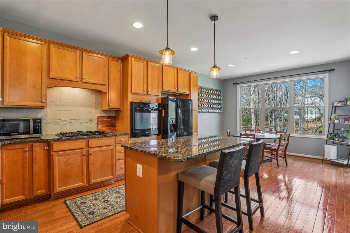 HALLMAN GROVE - Residential