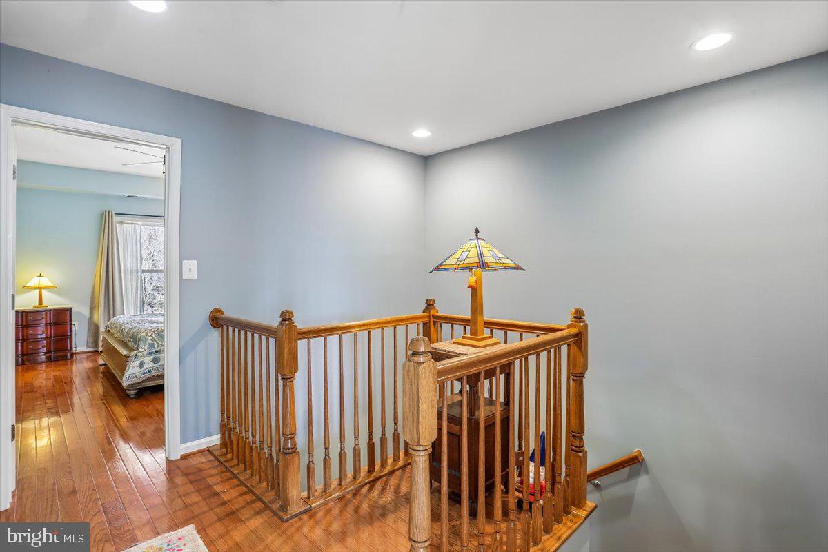 HALLMAN GROVE - Residential