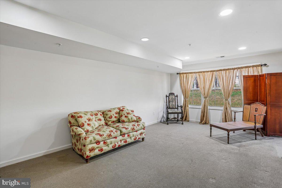 HALLMAN GROVE - Residential