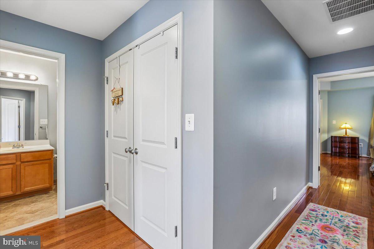 HALLMAN GROVE - Residential