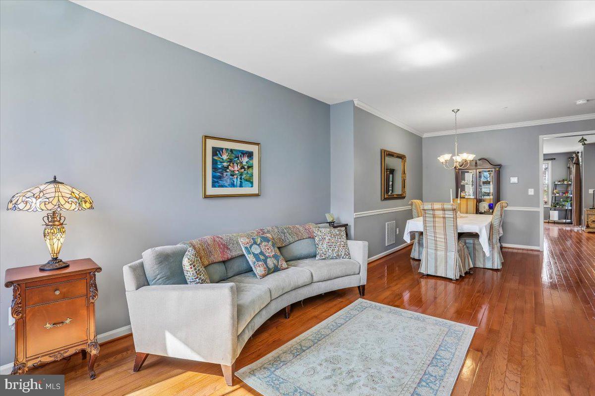 HALLMAN GROVE - Residential