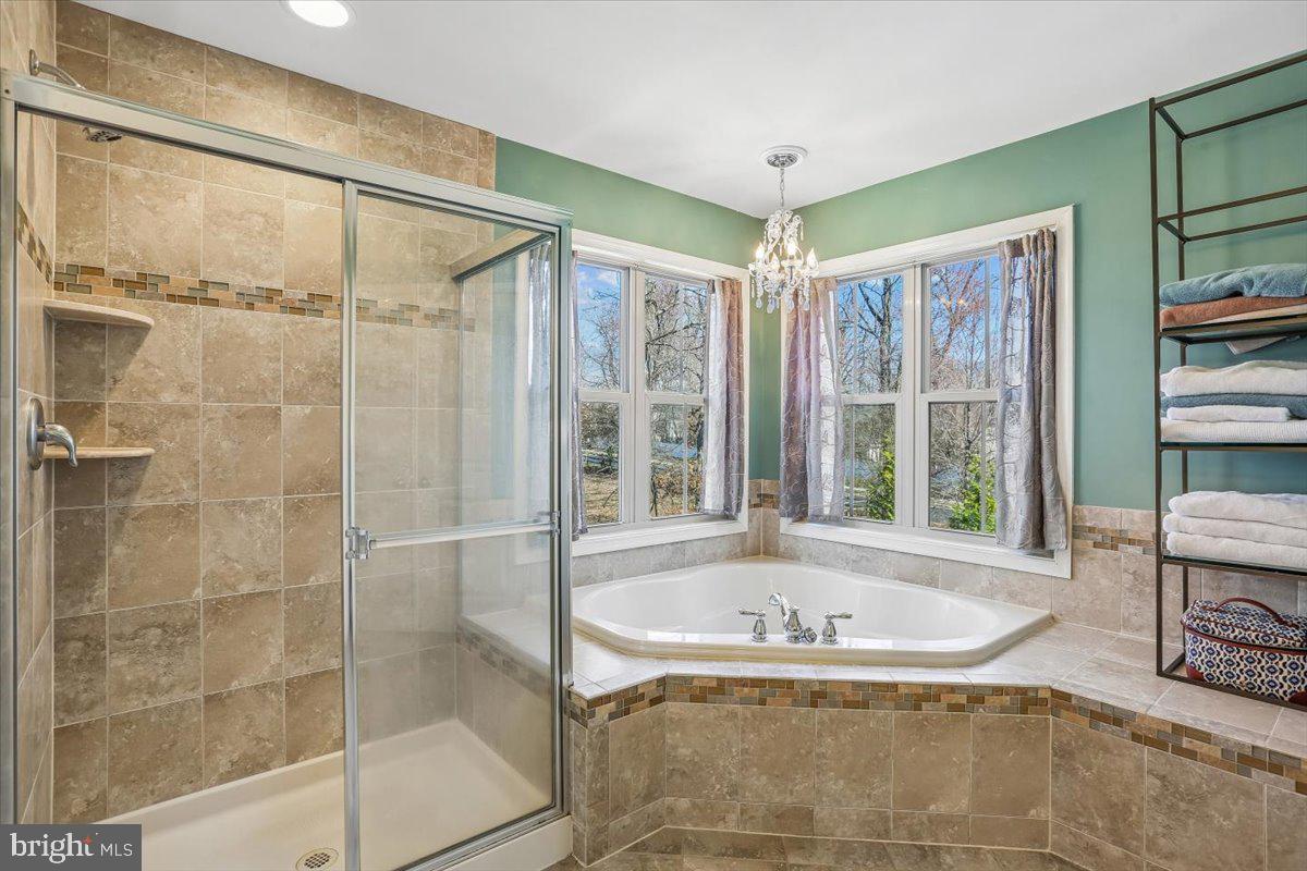 HALLMAN GROVE - Residential