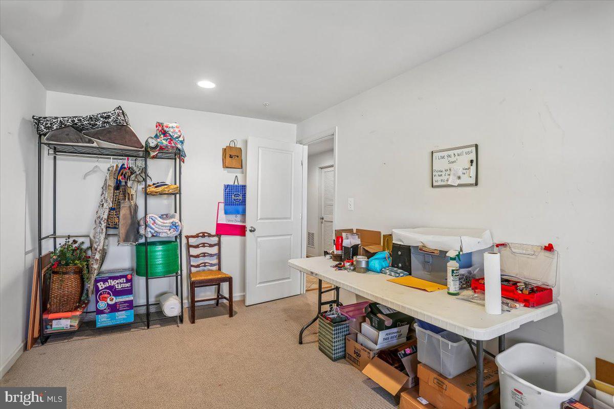 HALLMAN GROVE - Residential