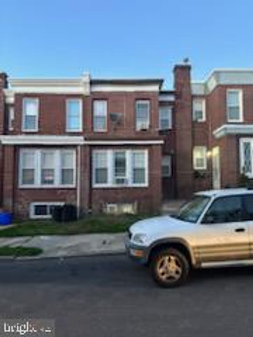 2 bedroom 1 bath house for sale.    Located in beautiful North East Philadelphia, this property is a must see.   Buyer is responsible  for the City Cert.  Property is occupied by tenant.