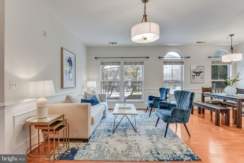 2931 DEER HOLLOW WAY 104 FAIRFAX VA 22031