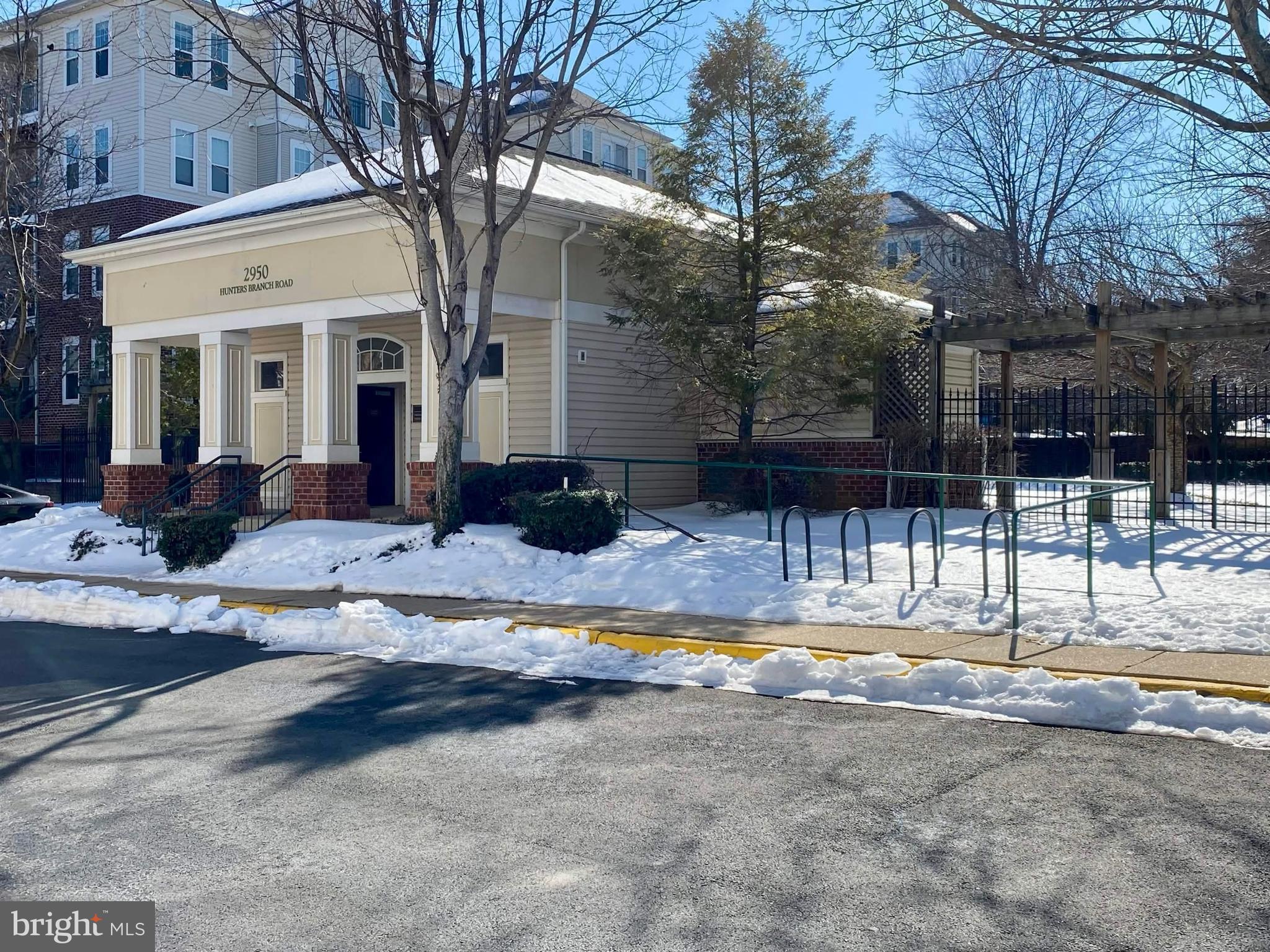 HUNTERS BRANCH - Residential