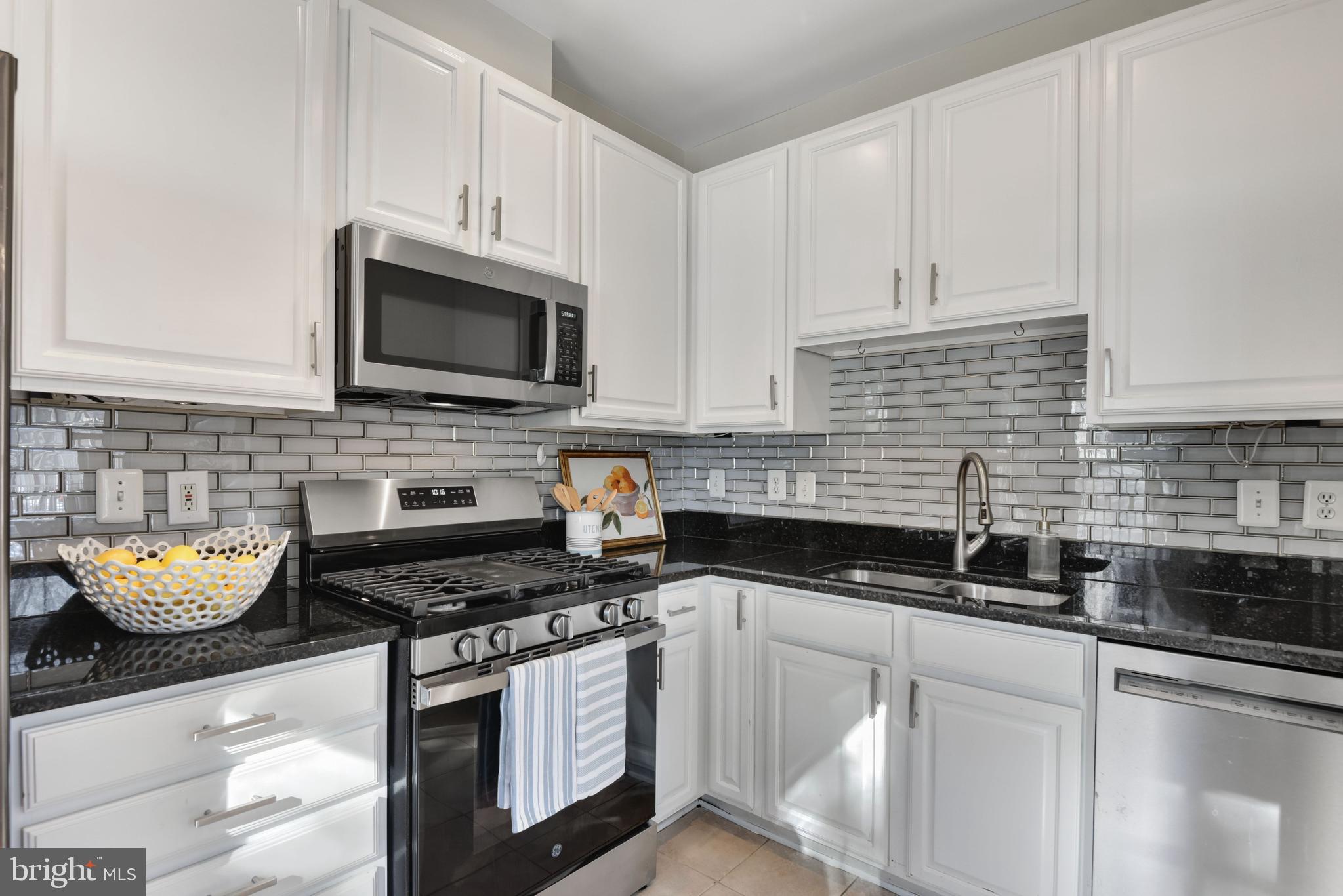 HUNTERS BRANCH - Residential