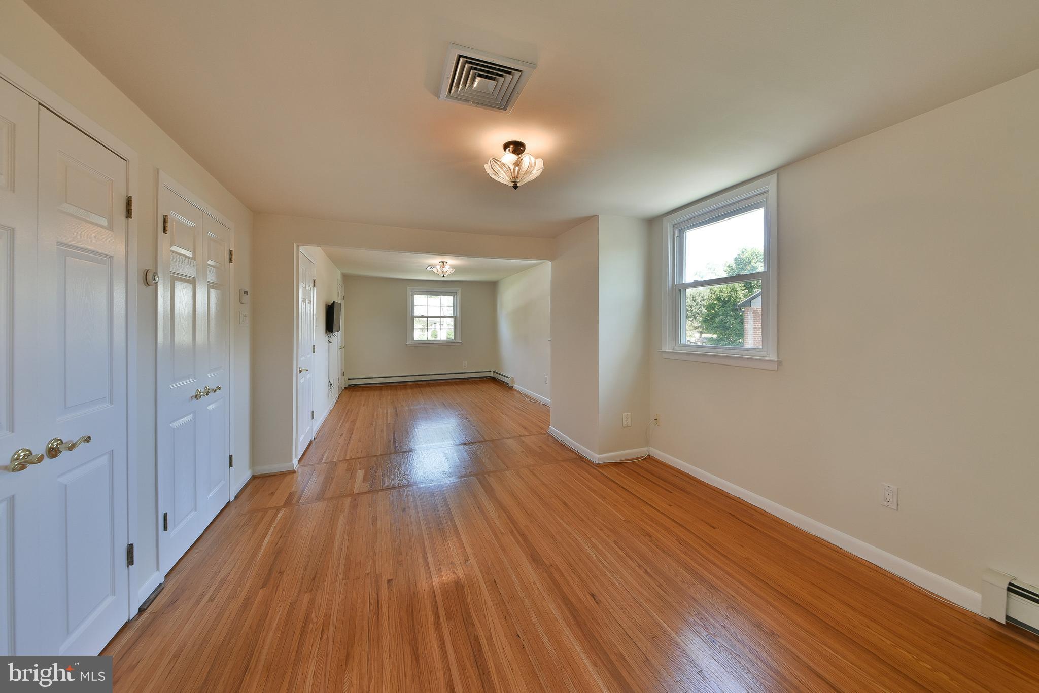 FLOURTOWN - Residential