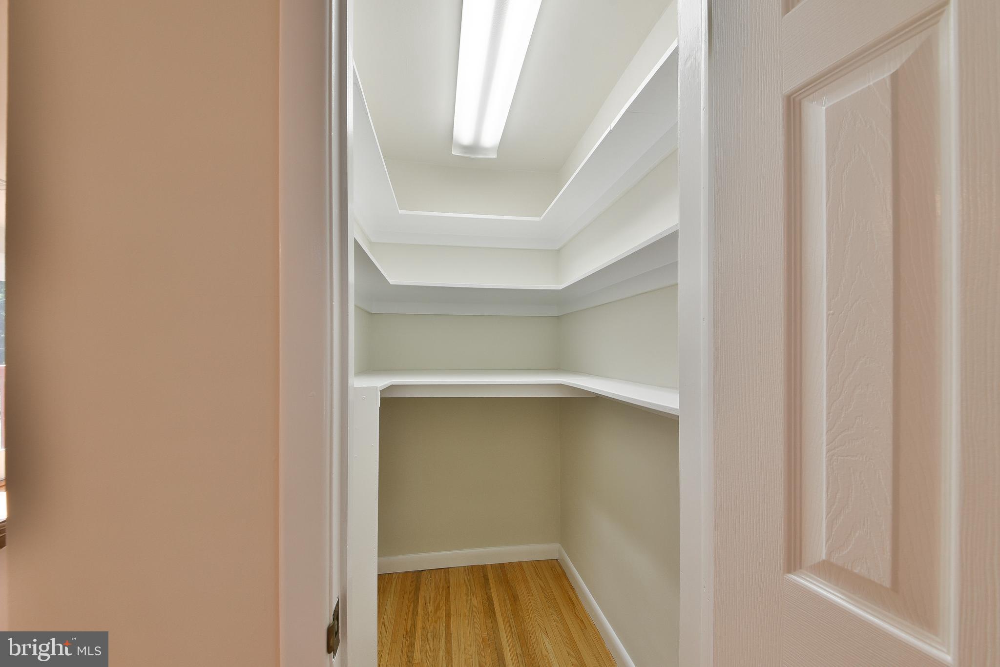 FLOURTOWN - Residential