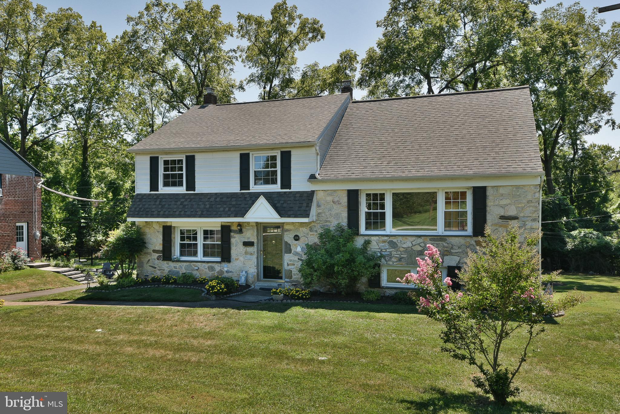 FLOURTOWN - Residential