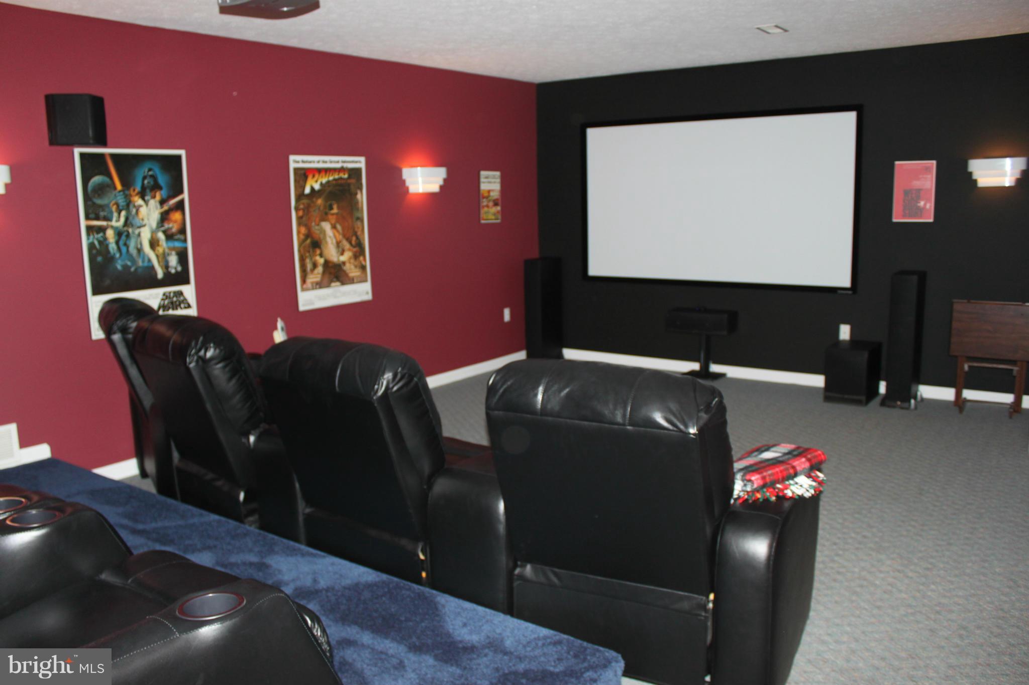 VICTORIA WOODS - Residential