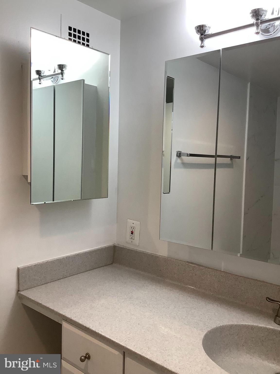 WILLOUGHBY OF CHEVY CHASE - Residential Lease