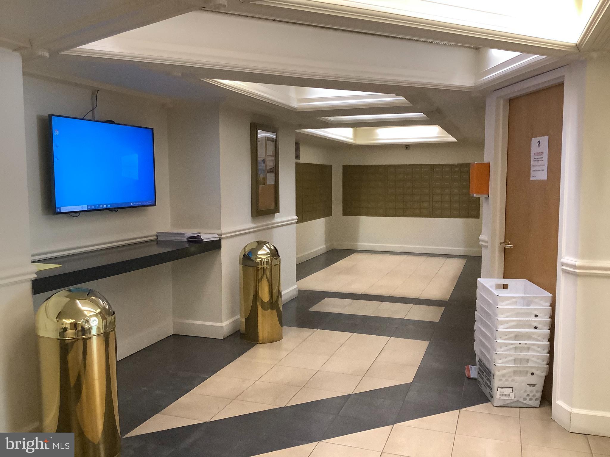 WILLOUGHBY OF CHEVY CHASE - Residential Lease