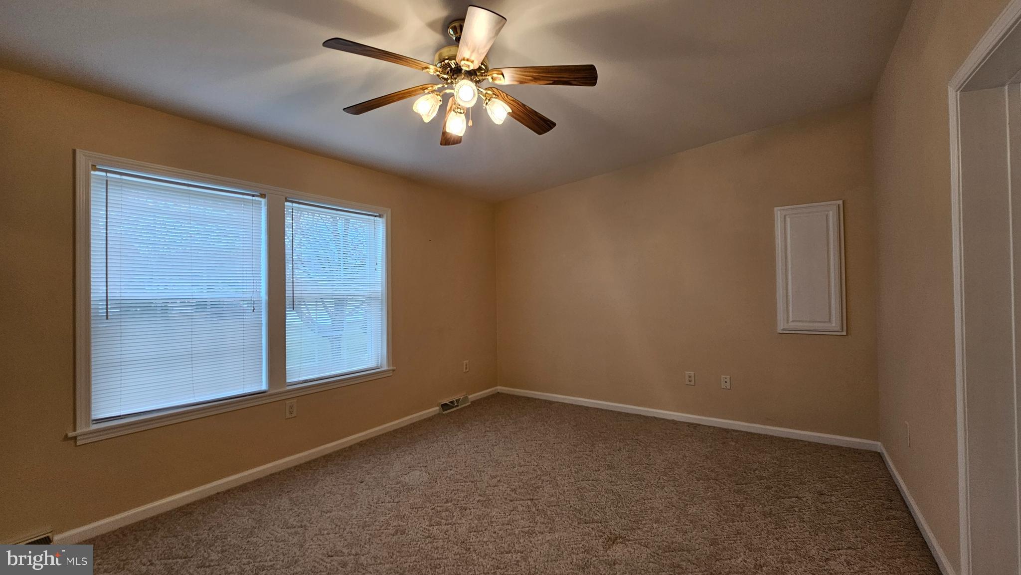 HYDE PARK - Residential