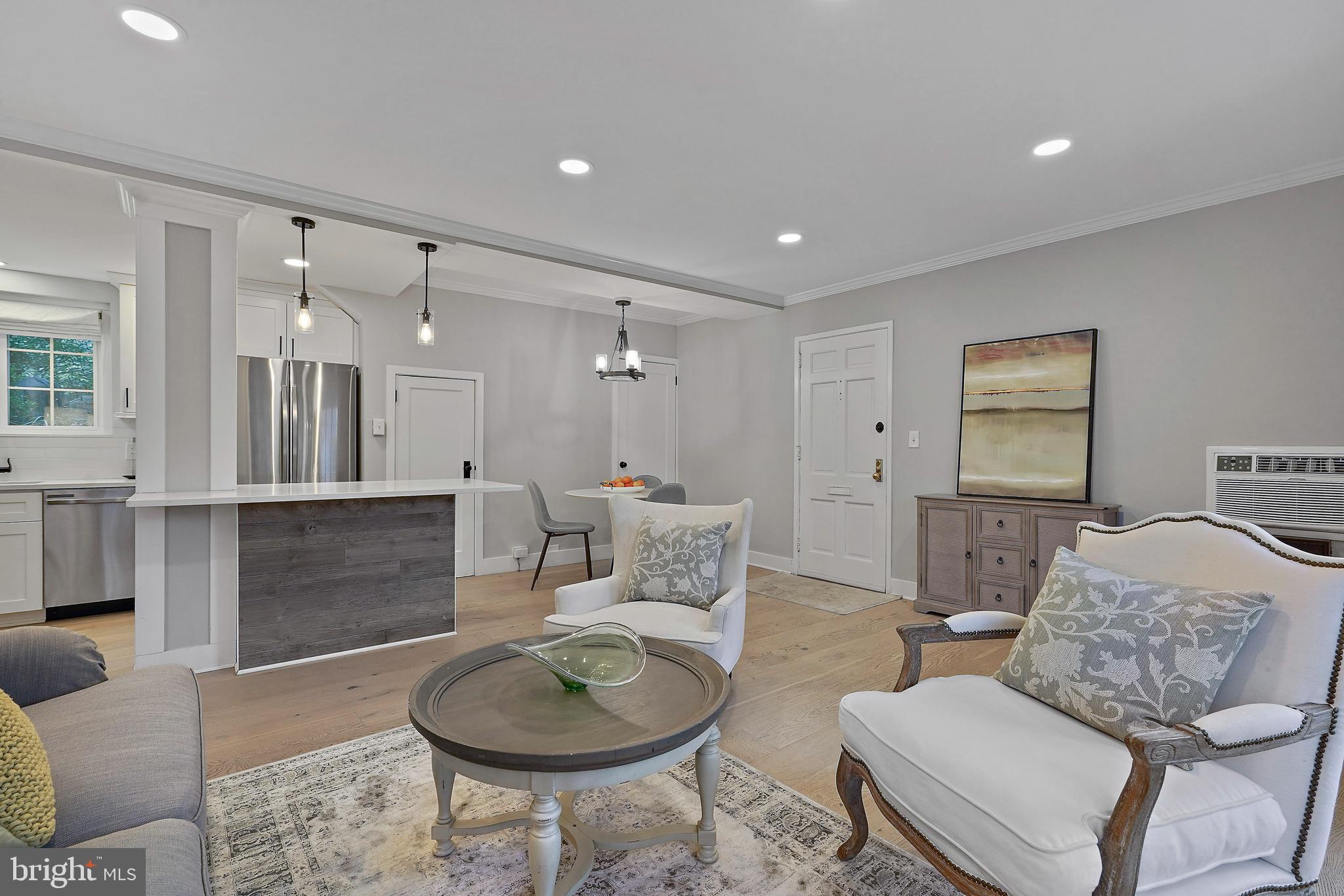 PARK FAIRFAX - Residential