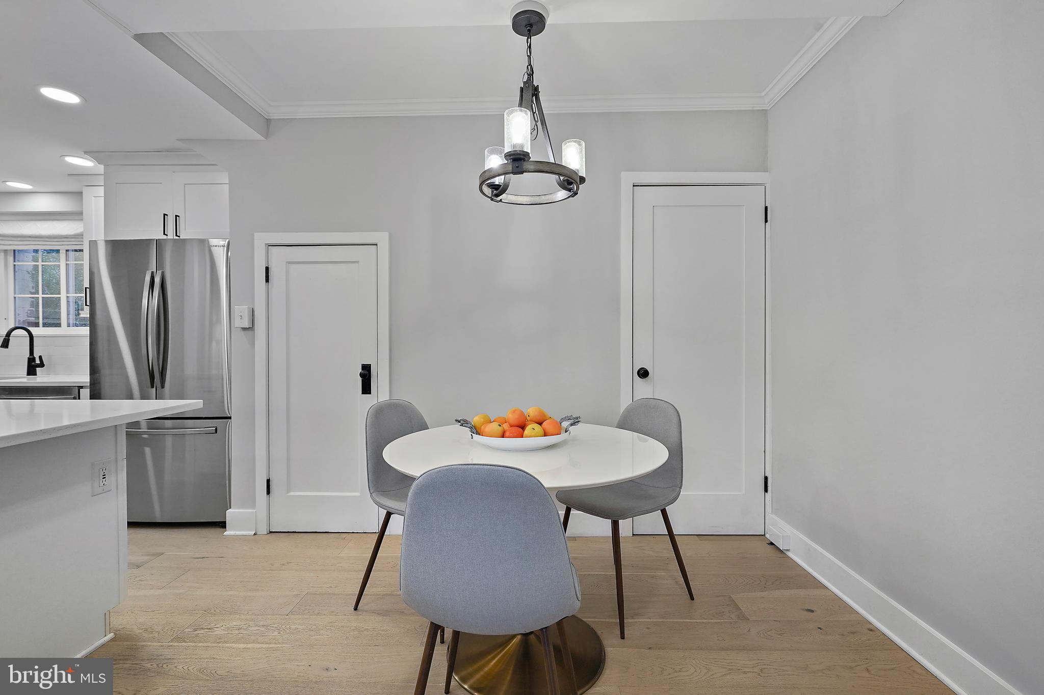 PARK FAIRFAX - Residential