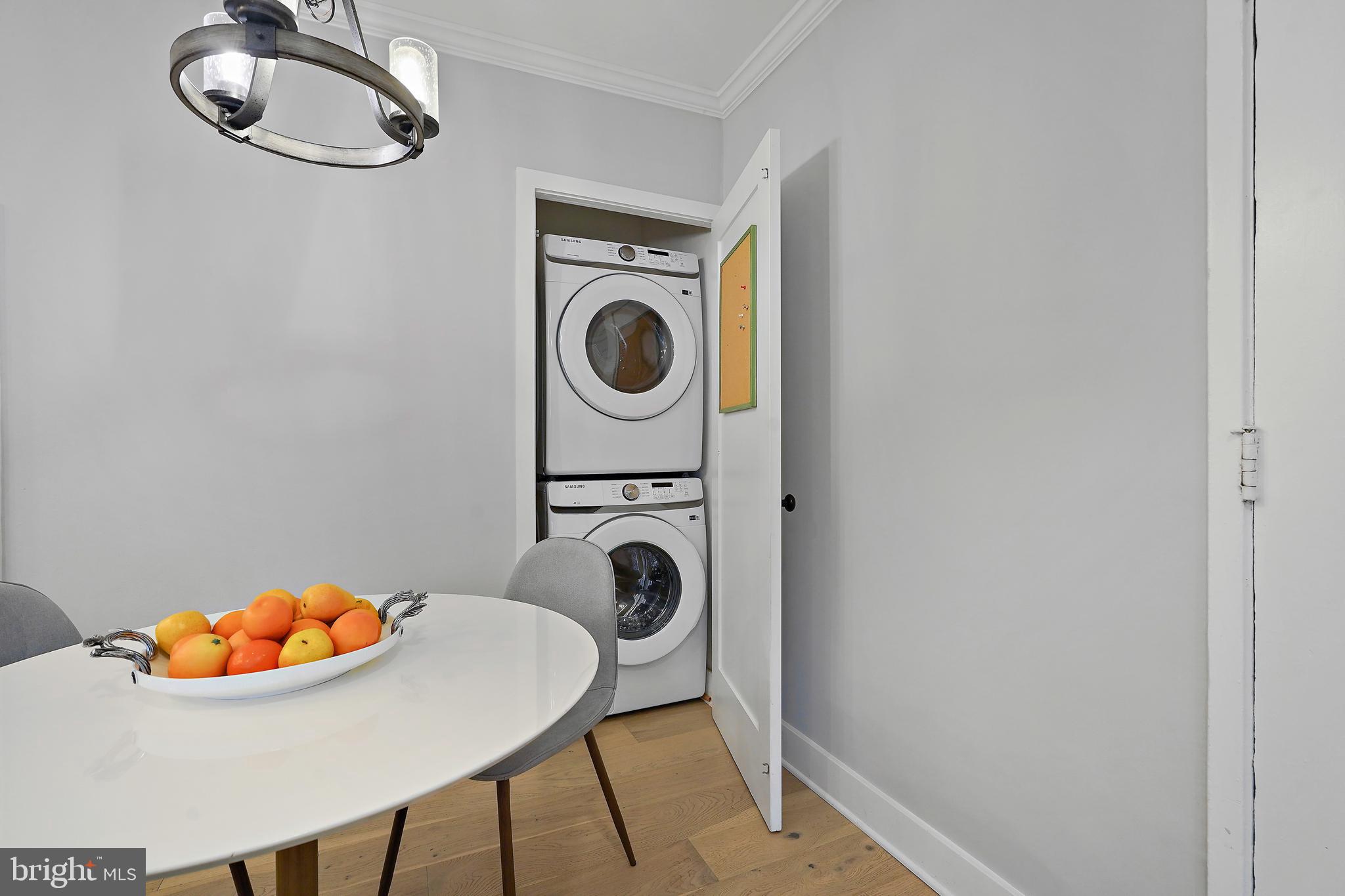 PARK FAIRFAX - Residential