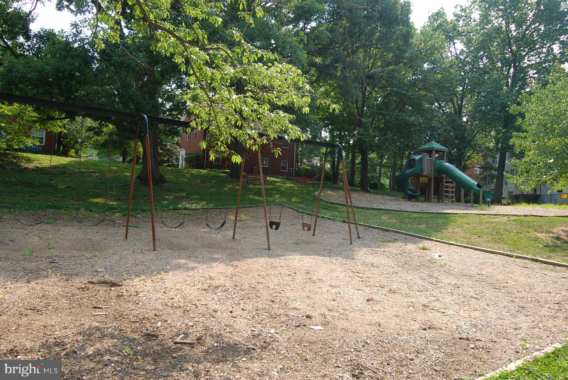 PARK FAIRFAX - Residential