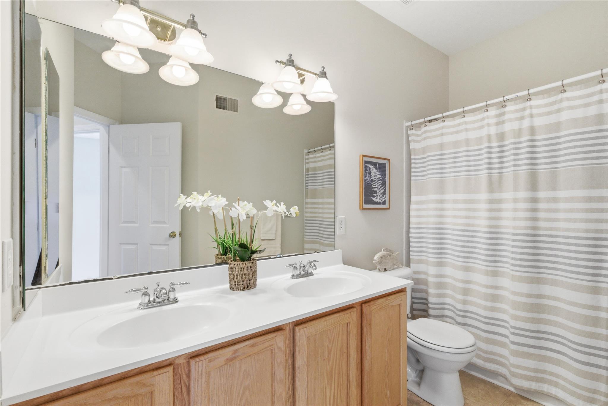 RICHFIELD STATION VILLAGE - Residential
