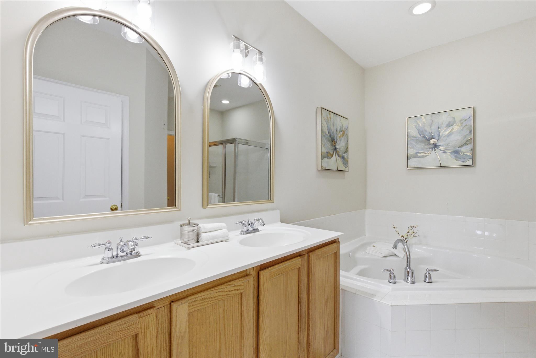 RICHFIELD STATION VILLAGE - Residential