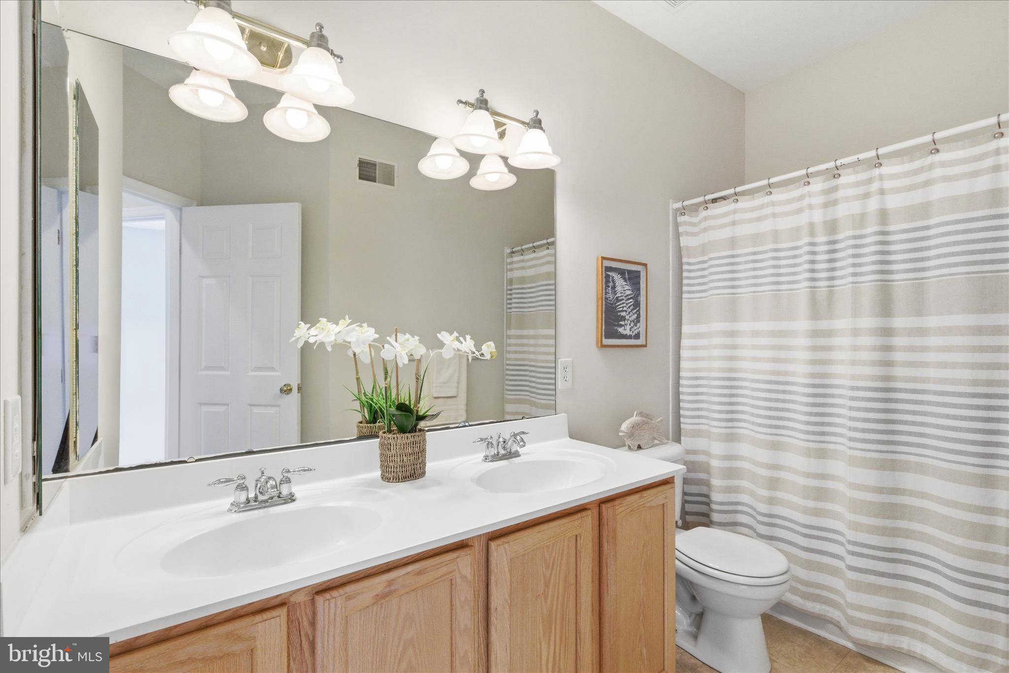 RICHFIELD STATION VILLAGE - Residential