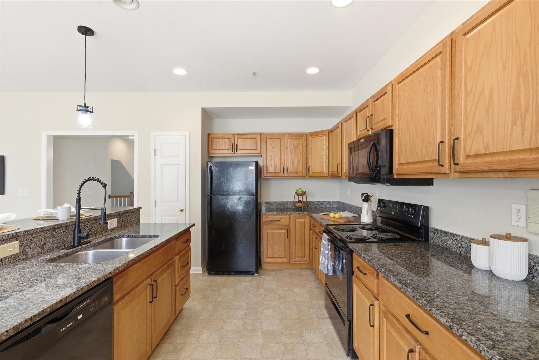 RICHFIELD STATION VILLAGE - Residential