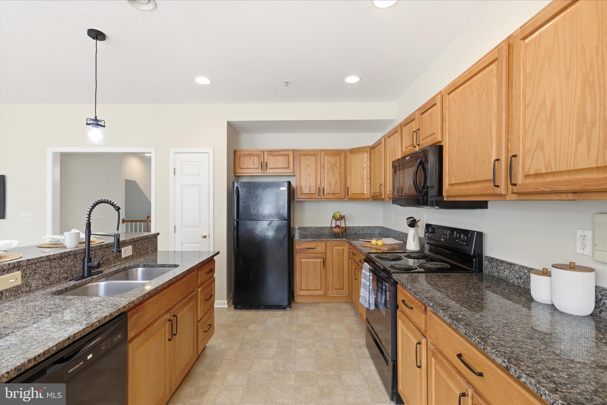 RICHFIELD STATION VILLAGE - Residential