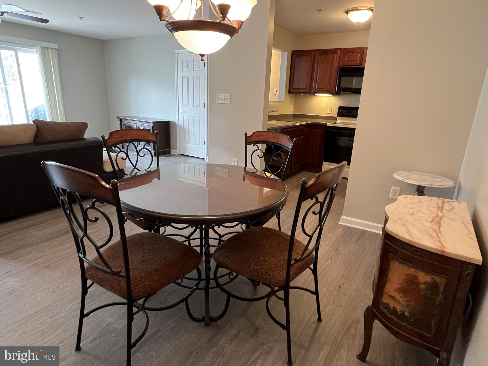 NEW FREEDOM VIEW - Residential